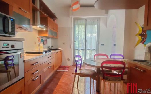 SESTRI VIA L.CALDA PERFETTO 6 VANI BIBALCONI SOLO € 89.000
