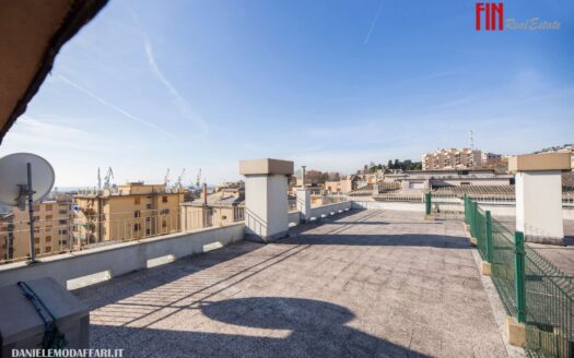 SESTRI MOLFINO SUPERPANORAMICI VANI 6 PERFETTI TERRAZZA BALCONATA