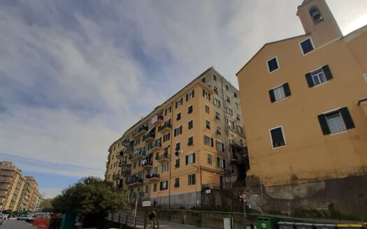 SESTRI – VIA SPARTA LUMINOSISSIMI 4 VANI