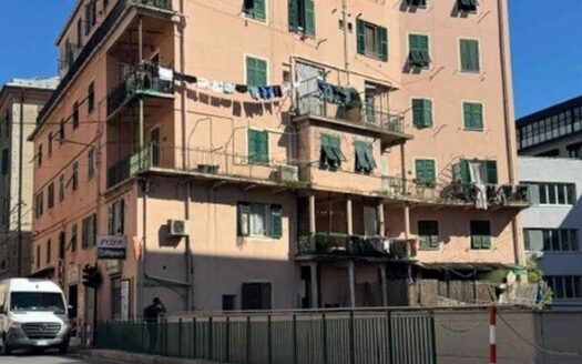 SESTRI PONENTE – AD.ZE VIA SESTRI